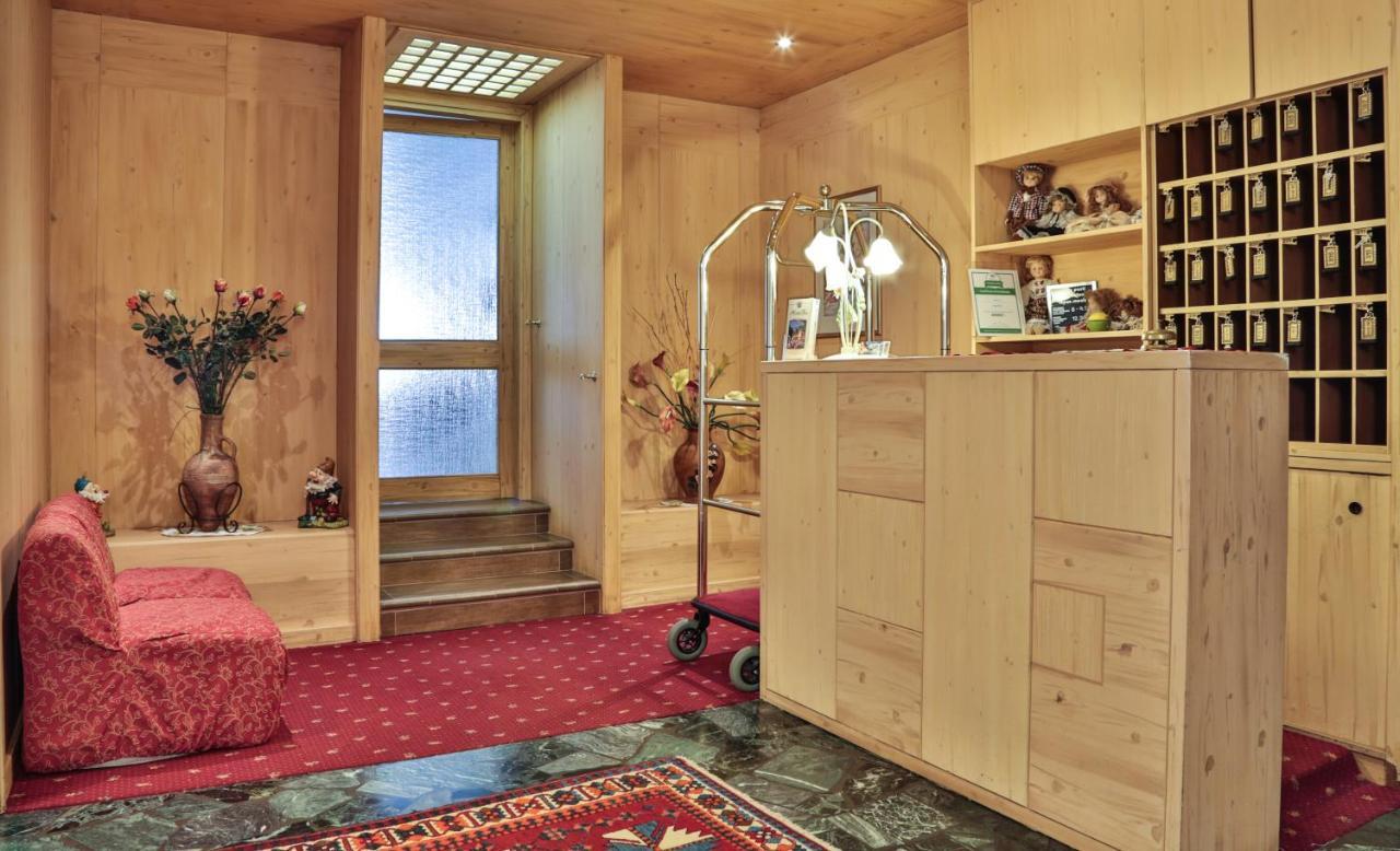 Hotel Fai Fai della Paganella Buitenkant foto