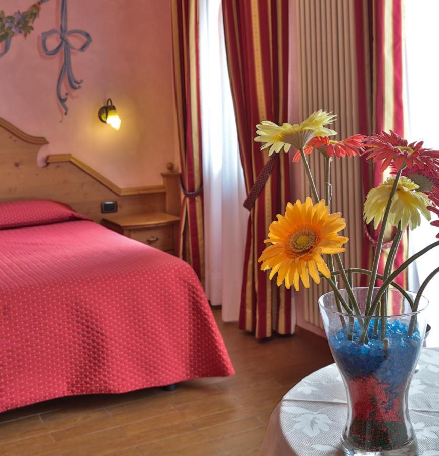 Hotel Fai Fai della Paganella Buitenkant foto