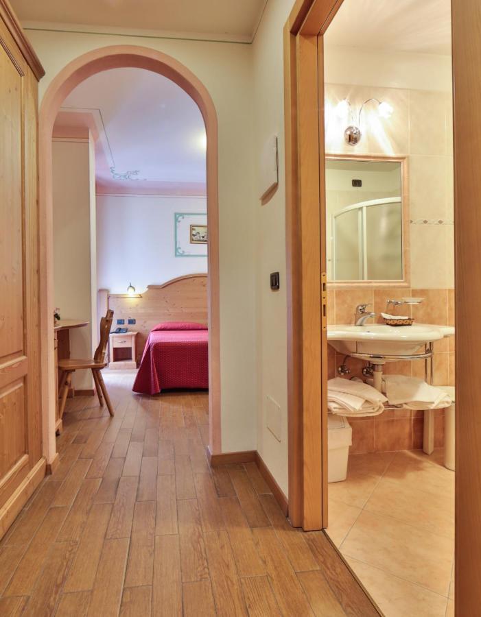 Hotel Fai Fai della Paganella Buitenkant foto
