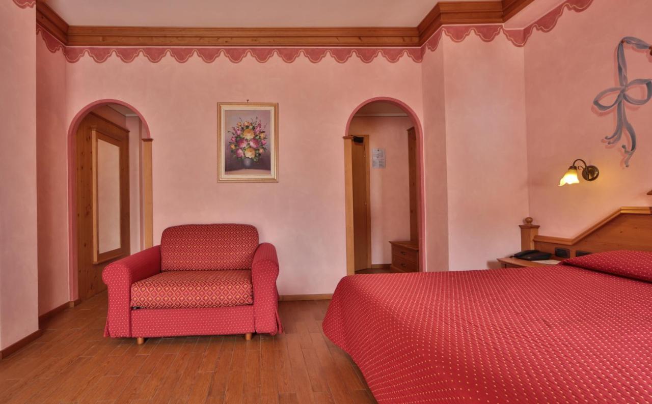 Hotel Fai Fai della Paganella Buitenkant foto