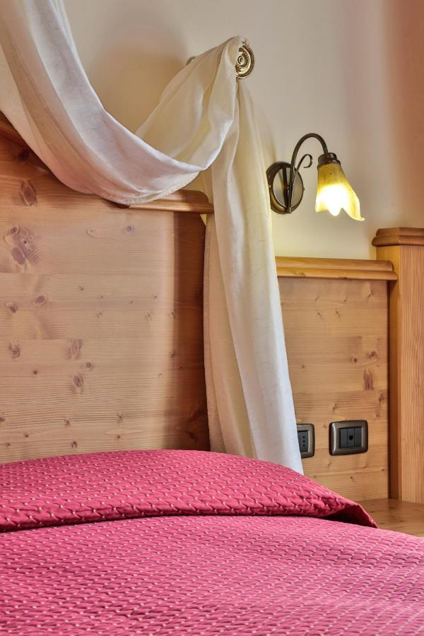 Hotel Fai Fai della Paganella Buitenkant foto