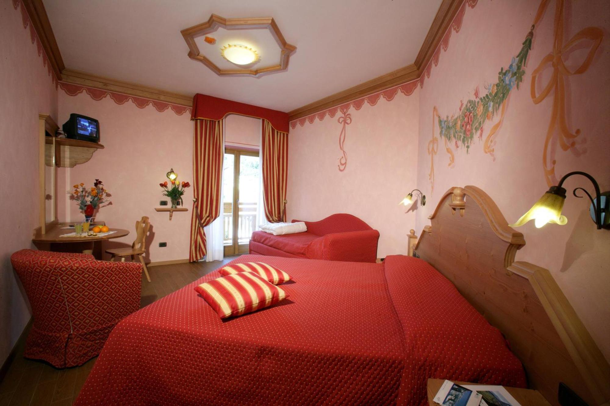 Hotel Fai Fai della Paganella Buitenkant foto