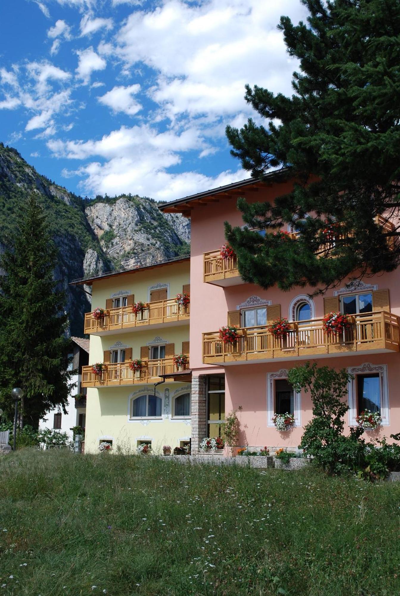 Hotel Fai Fai della Paganella Buitenkant foto